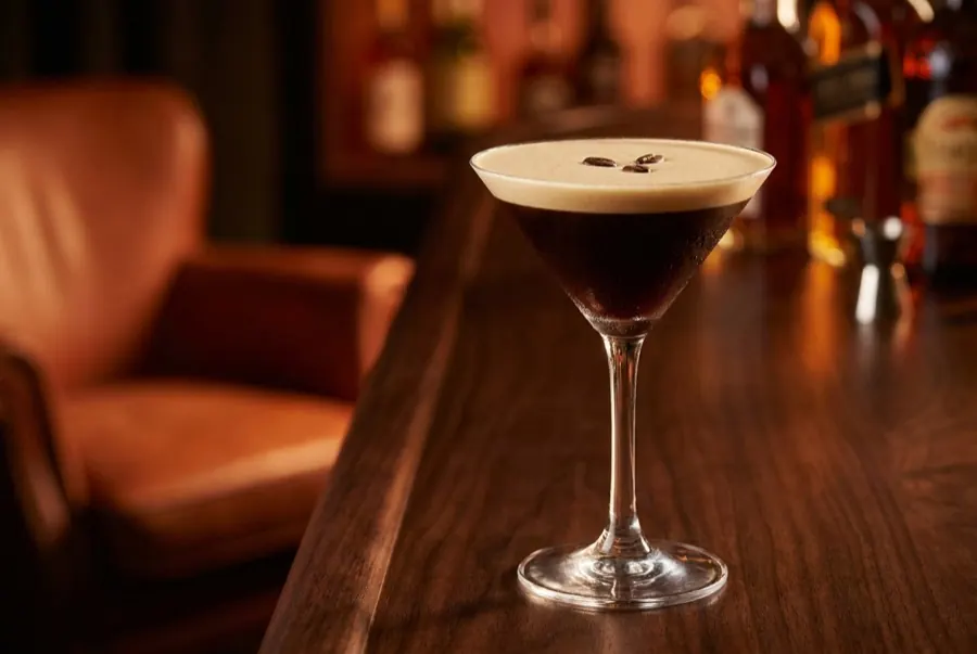 Cocktails Menu — proyecto de Broken Table Hospitality